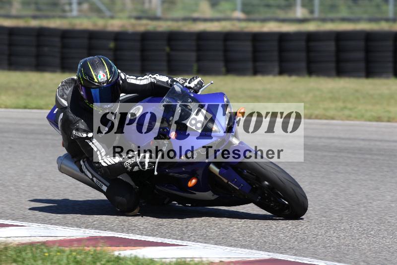 Archiv-2025/48 25.08.2025 Cornu Master School ADR/rot-rouge/87